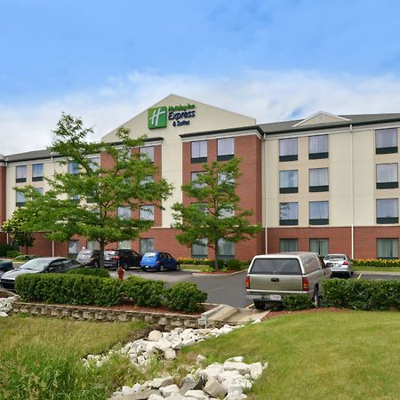 Holiday Inn Express Hotel & Suites Milwaukee-New Berlin By Ihg Exteriör bild