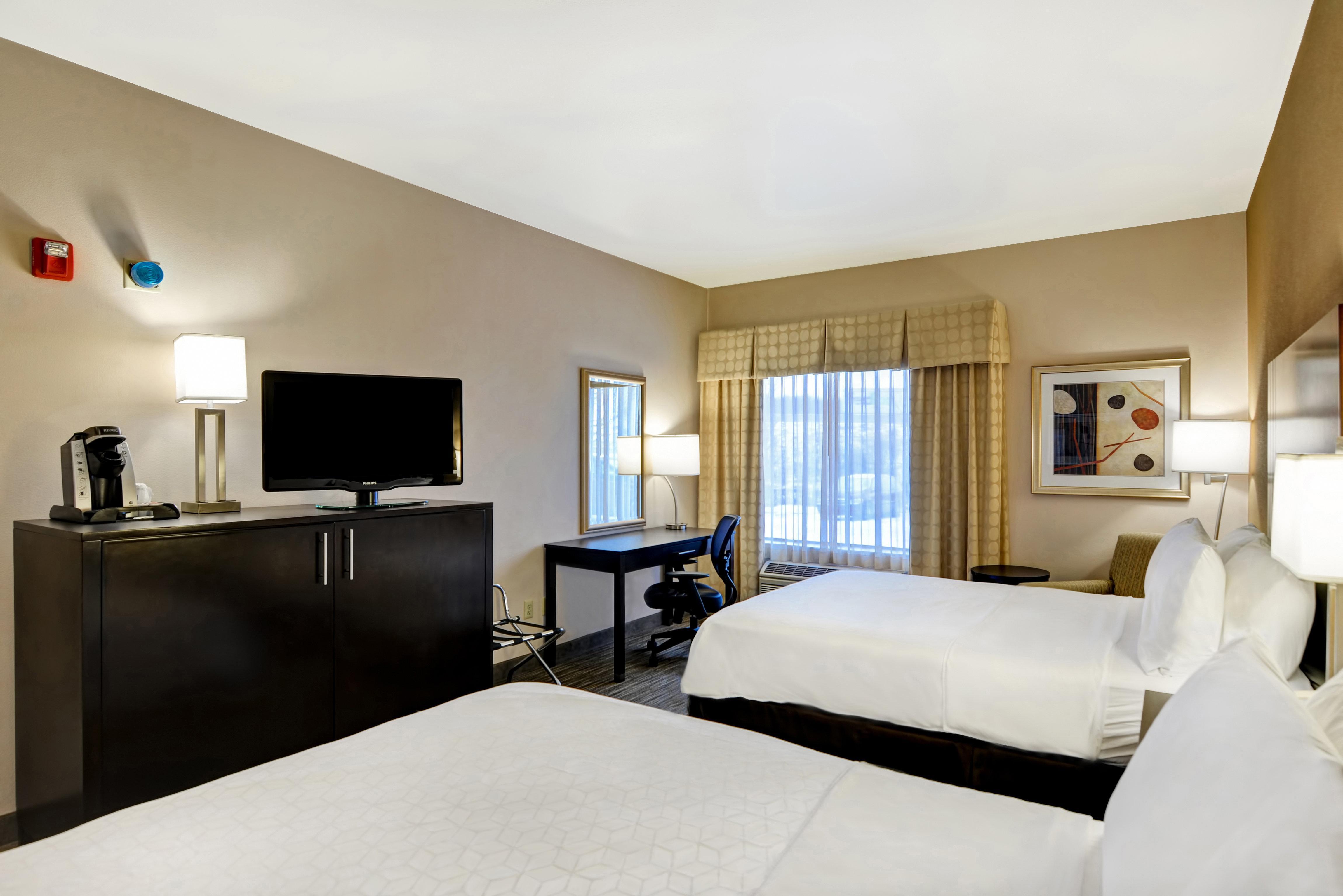 Holiday Inn Express Hotel & Suites Milwaukee-New Berlin By Ihg Exteriör bild