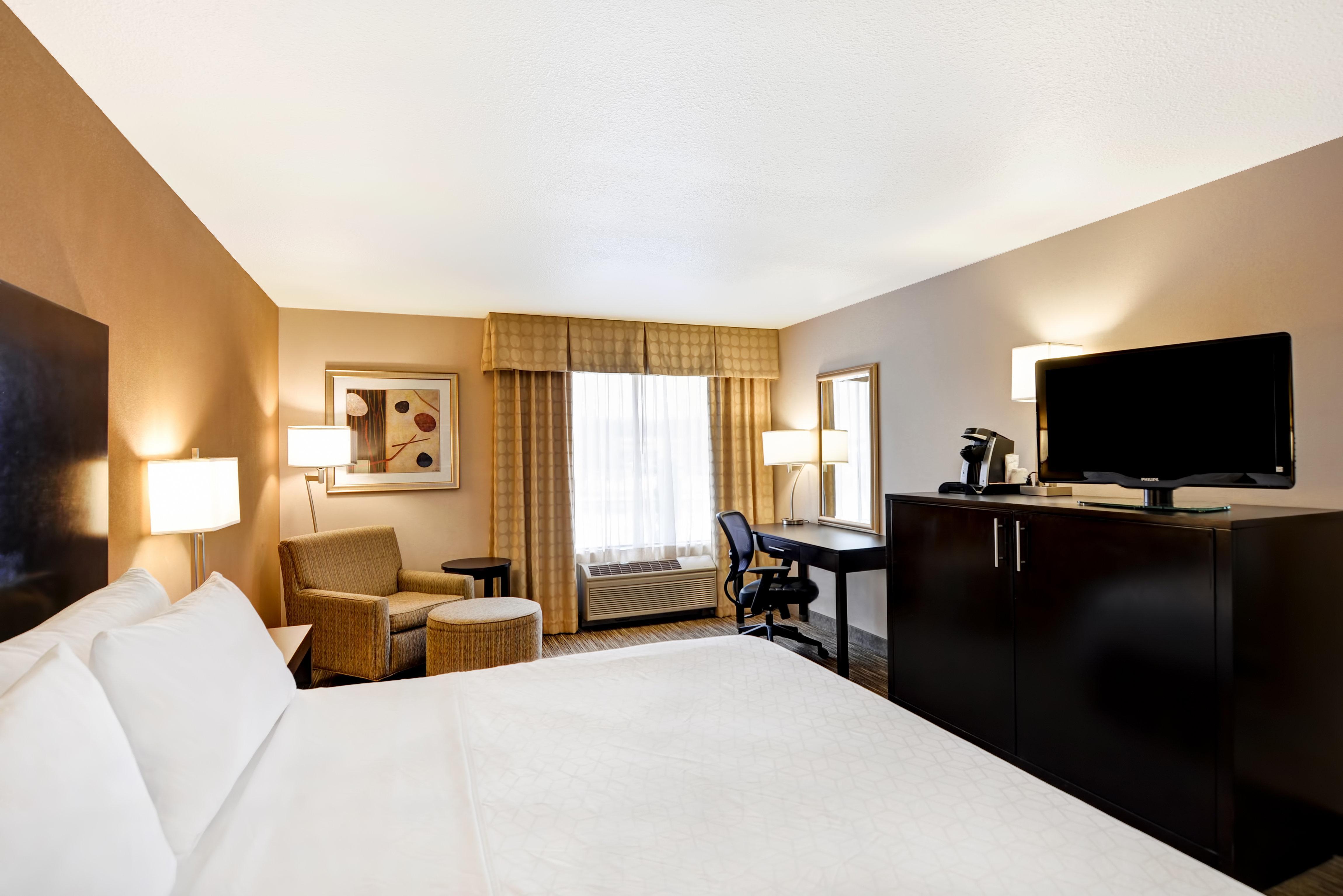 Holiday Inn Express Hotel & Suites Milwaukee-New Berlin By Ihg Exteriör bild