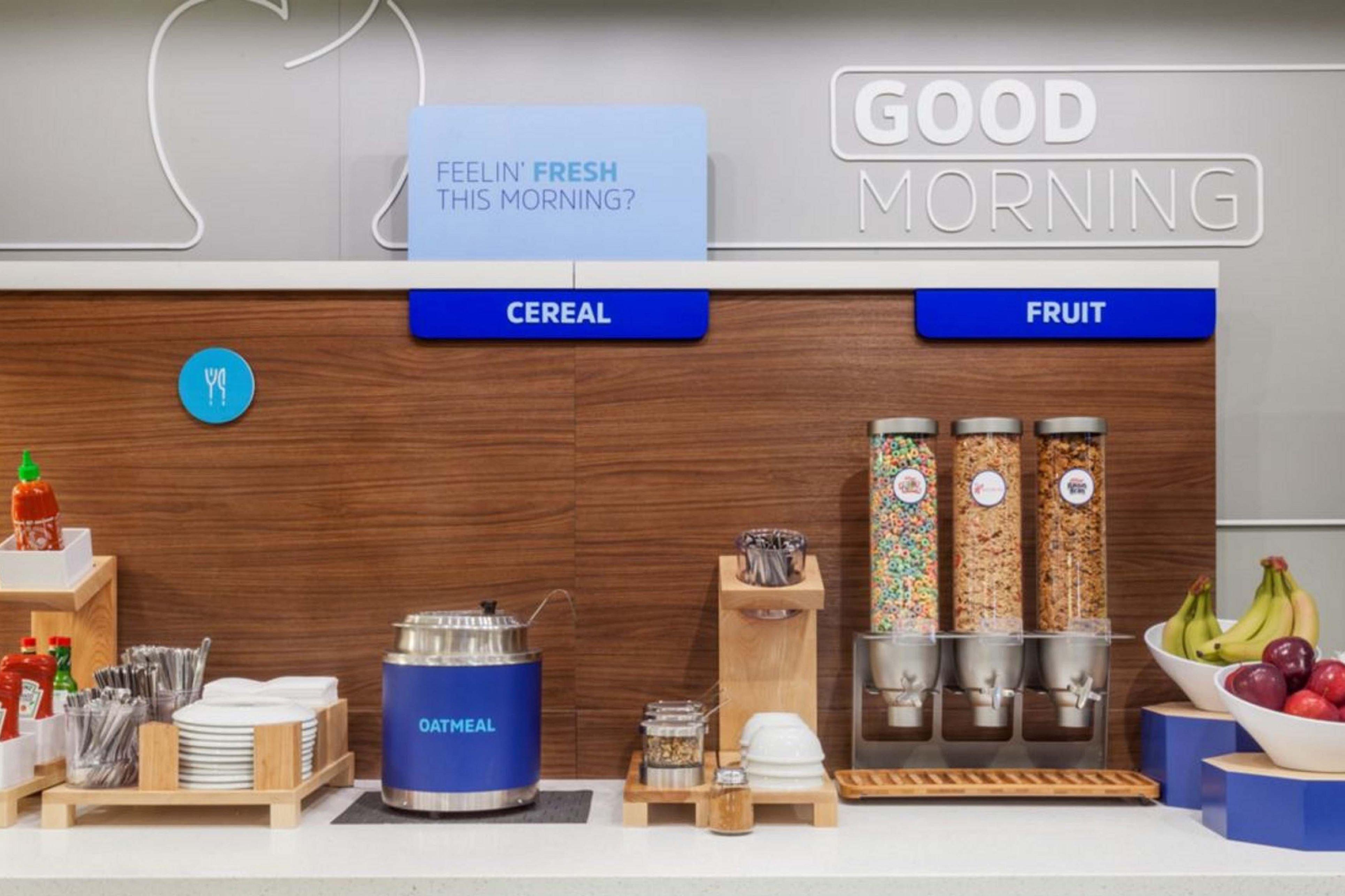 Holiday Inn Express Hotel & Suites Milwaukee-New Berlin By Ihg Exteriör bild
