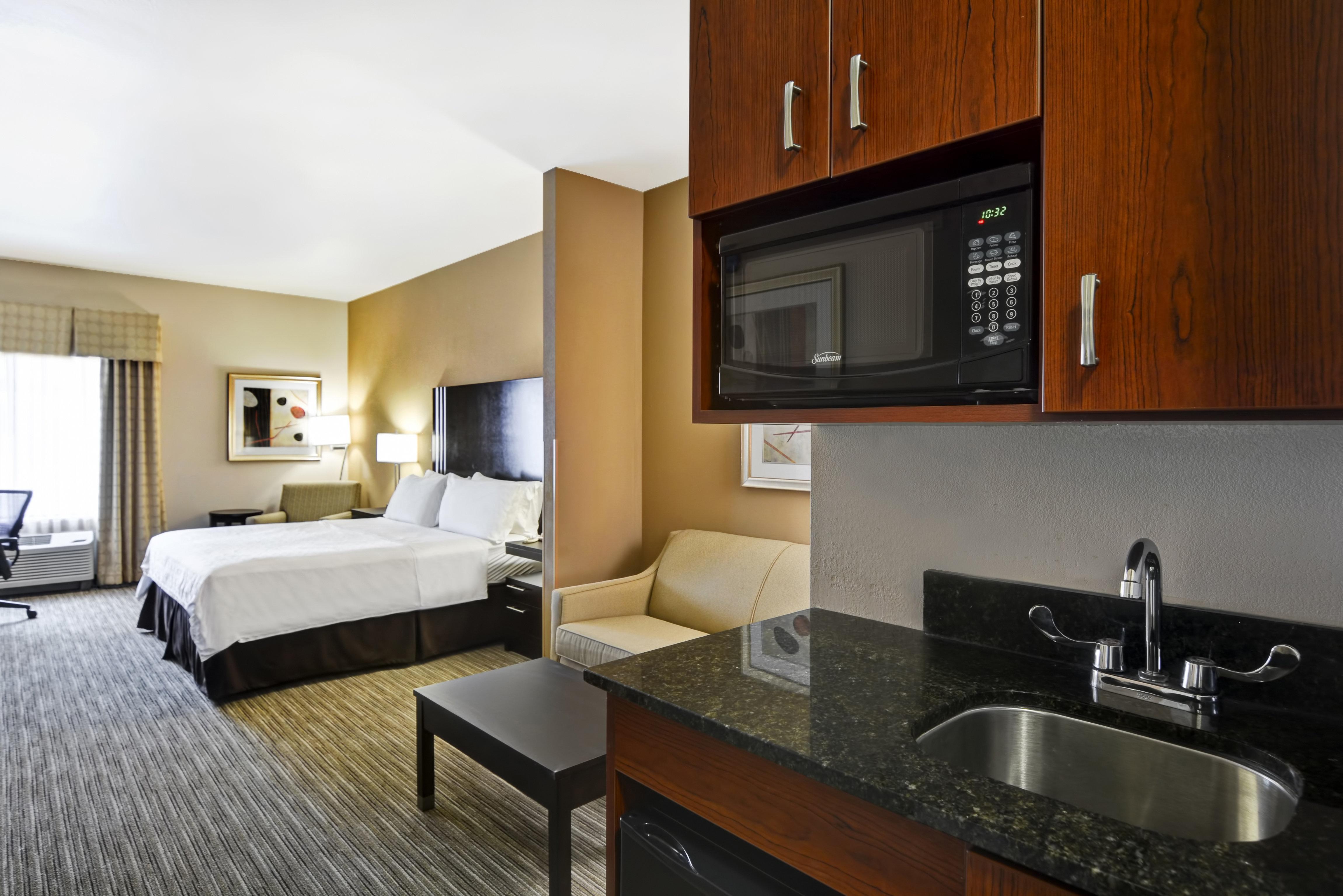 Holiday Inn Express Hotel & Suites Milwaukee-New Berlin By Ihg Exteriör bild