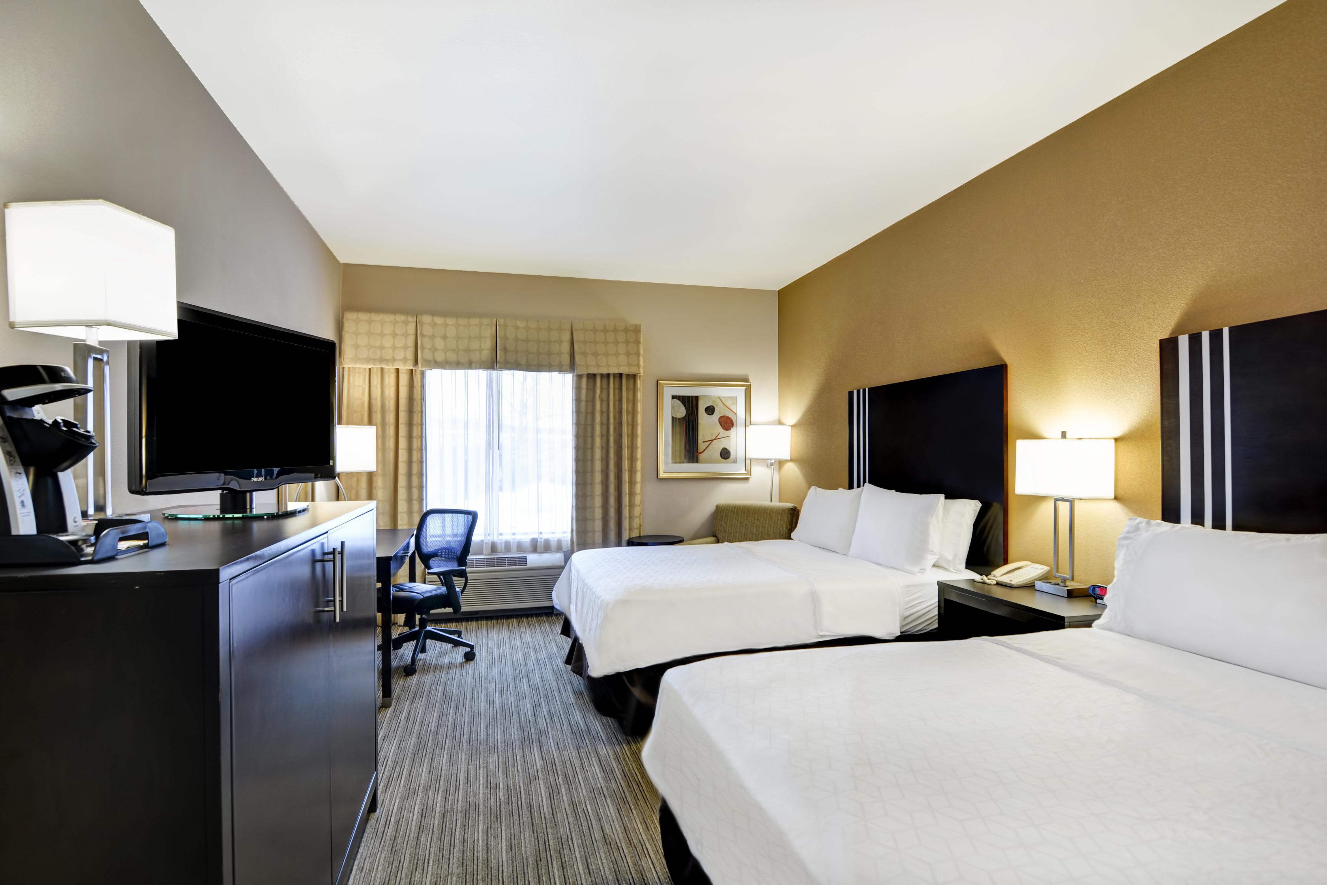Holiday Inn Express Hotel & Suites Milwaukee-New Berlin By Ihg Exteriör bild