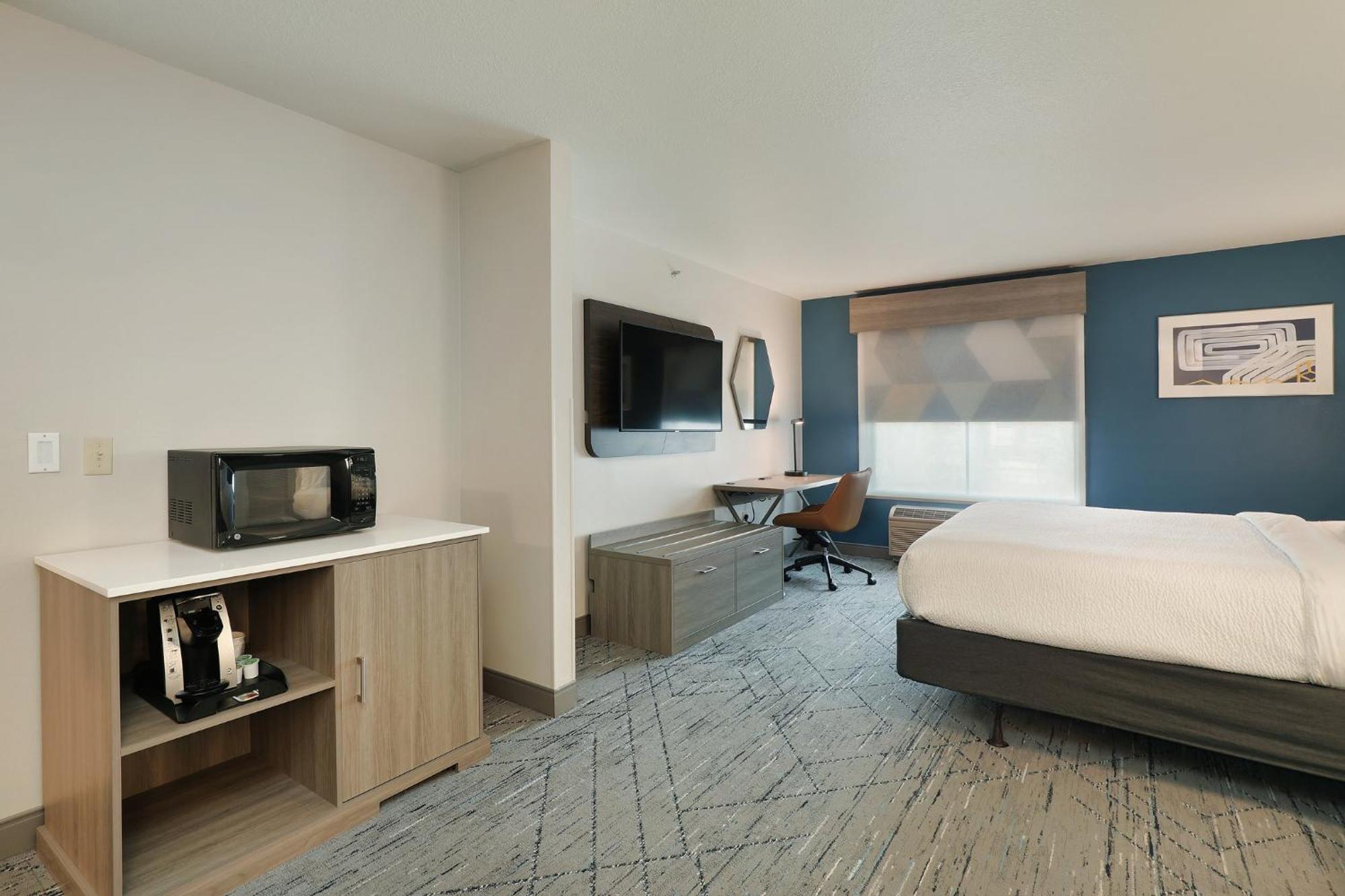 Holiday Inn Express Hotel & Suites Milwaukee-New Berlin By Ihg Exteriör bild
